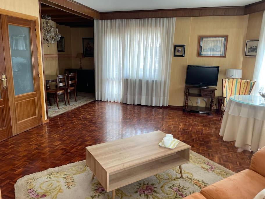 Acogedor Piso Centrico Apartment Calahorra Luaran gambar