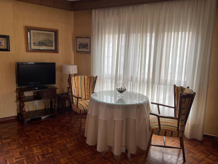 Acogedor Piso Centrico Apartment Calahorra Luaran gambar